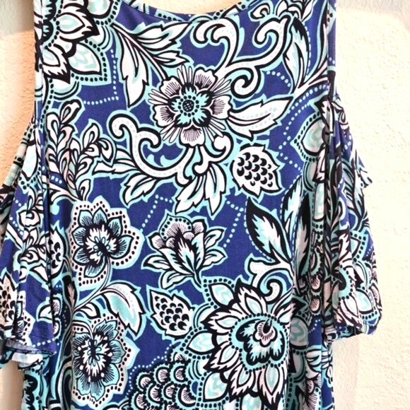 Westport long coldshoulder blue tunic 1X plus size,Floral Romantic Resort Vacay - Picture 2 of 6